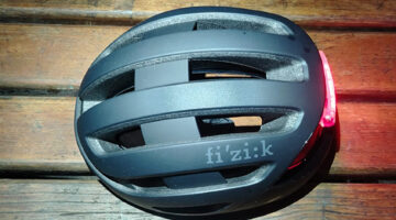 casco Kudo di Fizik