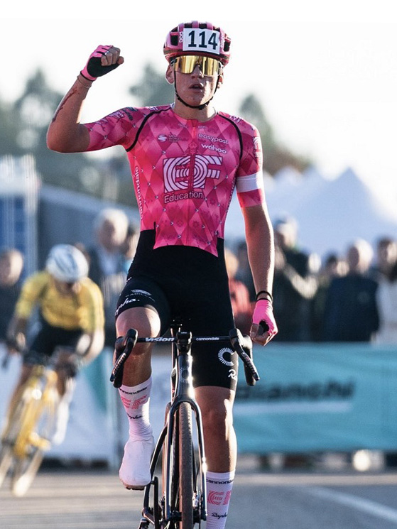 La prima vittoria Open per l'aostano con la maglia del team, al GP Cicli Bianchi (foto EF)