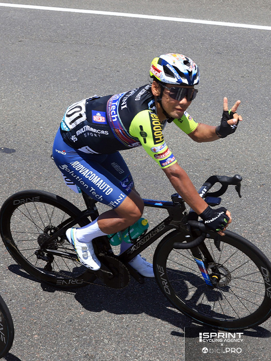 Il giapponese Arashiro oltre a correre nel team Professioinal farà da "balia" ai più giovani