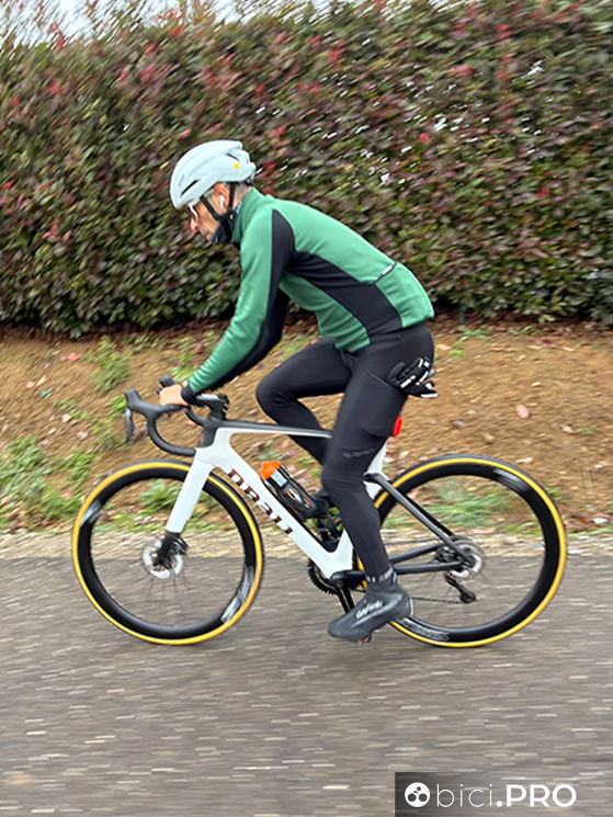 Tecnici quanto basta, sempre confortevoli, sono i capi Gist Zero