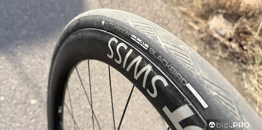 Controllo, tenuta a scorrevolezza, Hutchinson Blackbird all season