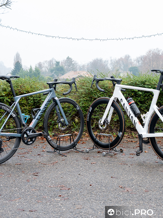 Due Canyon CF SLX a confronto, Aeroad e Ultimate