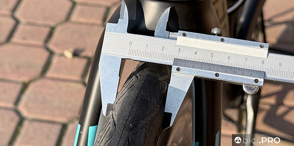 Controllo, tenuta a scorrevolezza, Hutchinson Blackbird all season