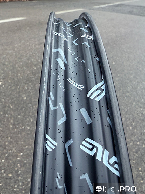 Nuove Foundation AR40, il biglietto da visita di Enve