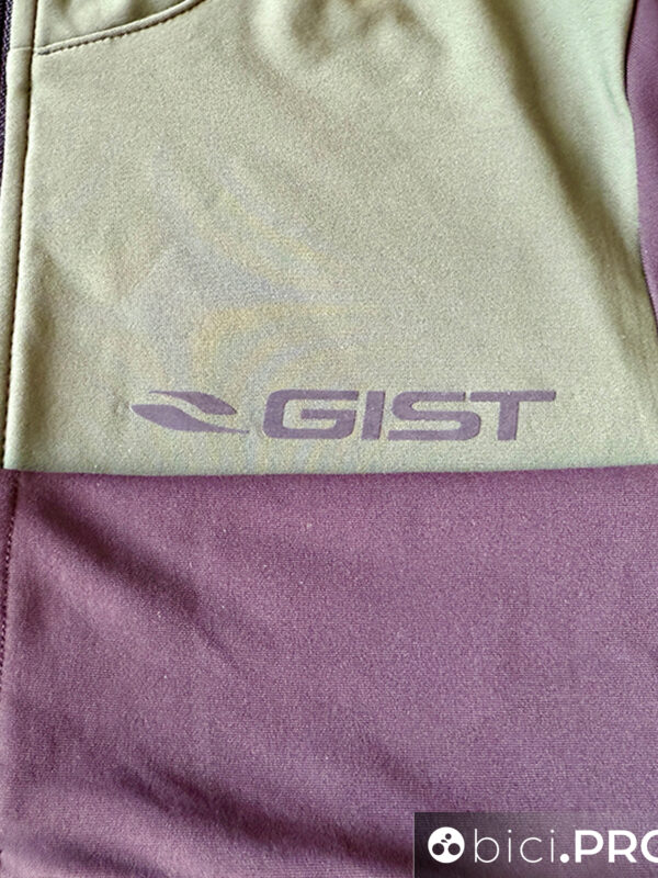 Tecnici quanto basta, sempre confortevoli, sono i capi Gist Zero