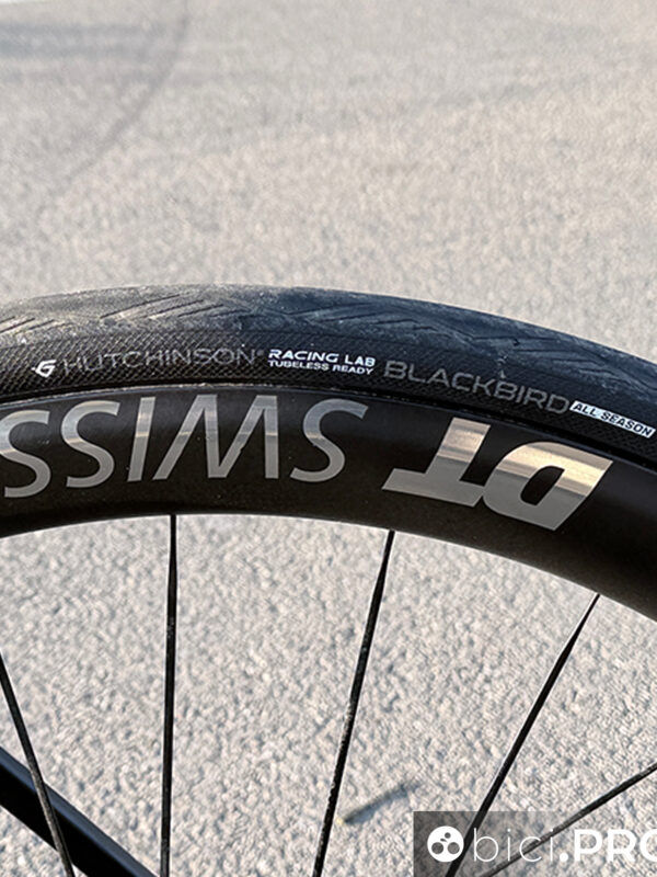 CHutchinson Blackbird all season tubeless , controllo, tenuta a scorrevolezza