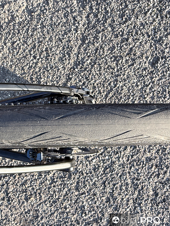 Controllo, tenuta a scorrevolezza, Hutchinson Blackbird all season