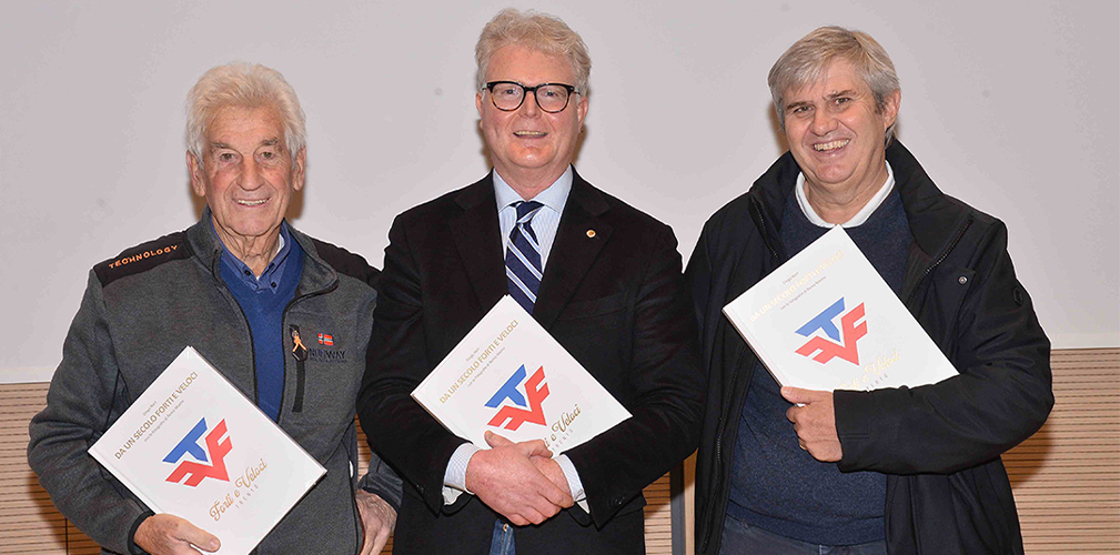 Remo Mosna, Diego Nart, e Giovanni Giovannini: le foto, i testi e l'impaginazione del libro sui 100 anni
