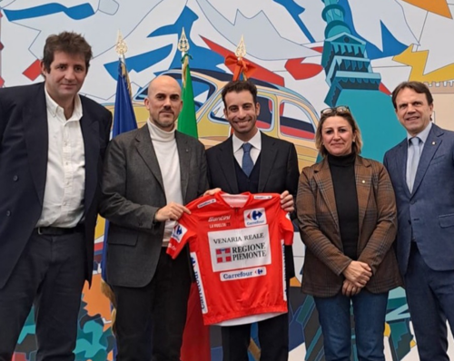 Un momento della presentazione del rapporto con ospite Fabio Aru