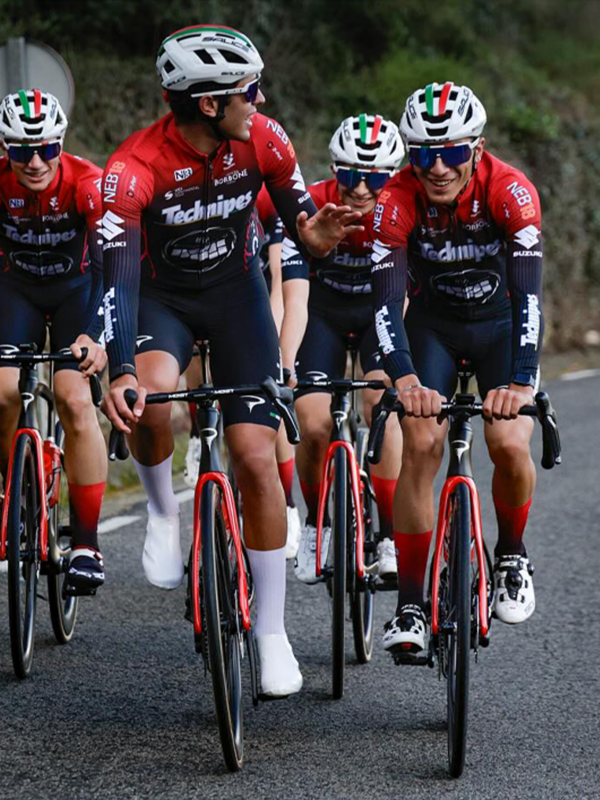 Technipes #InEmiliaRomagna 2025, Ivan Toselli (a destra), Salice, Pinarello (foto Instagram)