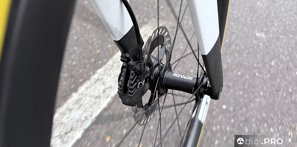 Nuove Foundation AR40, il biglietto da visita di Enve