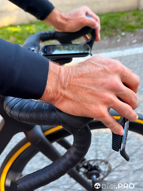 Sram Force AXS, pochi fronzoli e tanta sostanza. Il nostro test