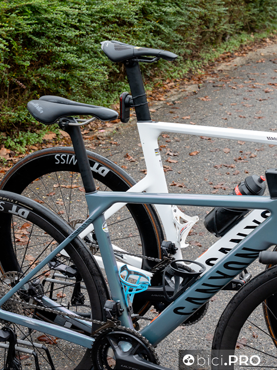 Due Canyon CF SLX a confronto, Aeroad e Ultimate