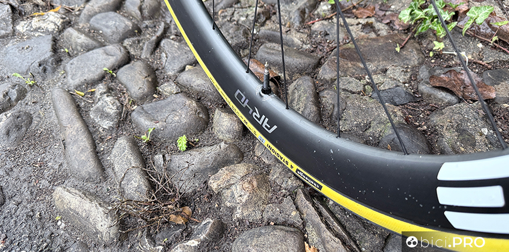 Nuove Foundation AR40, il biglietto da visita di Enve