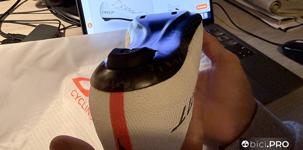 Una piuma, suola rigida e piede che respira, DMT Pogi's Superlight