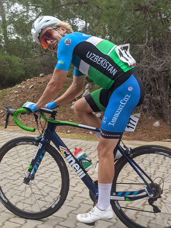 Nikita Tsvetkov ha 20 anni (qui al Tour of Antalya del 2024) ed è stato quarto nell'Asian Tour 2025