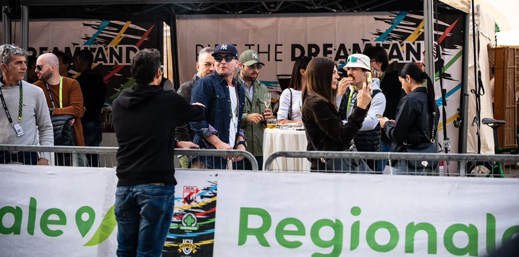 E poi c'è quella Gold, in cui comunque si può vedere per sei volte la corsa, con servizi nell'attesa