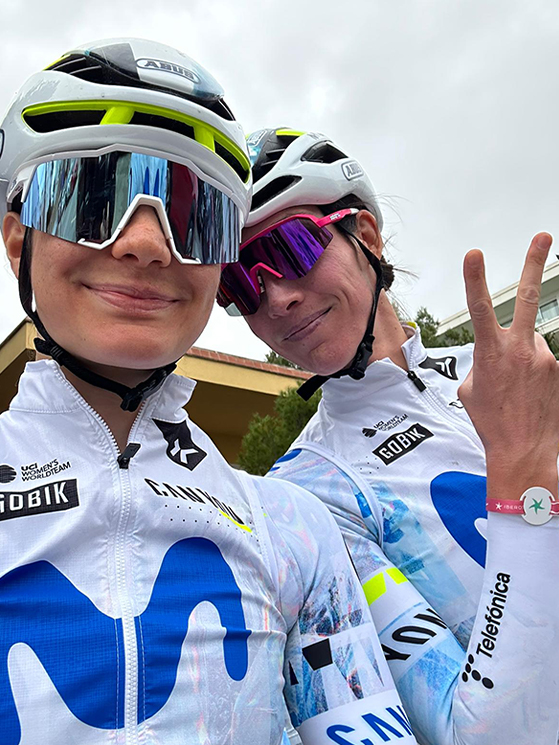 Francesca insieme ad Aude Biannic, finora la sua compagna di stanza che la sta aiutando nell'inserimento in squadra