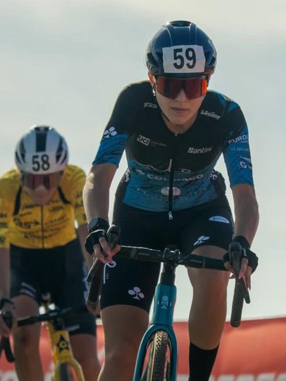 Per la lombarda si prospetta un anno impegnativo e senza soste, tra ciclocross, strada, pista e... la scuola (foto Facebook)