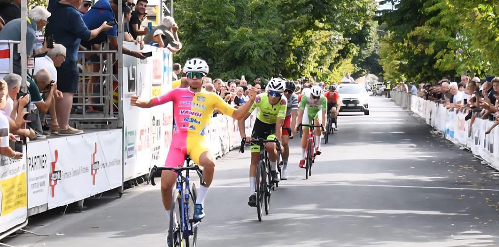 Lo scorso anno fra gli allievi Dell'Olio è stato il terzo italiano per numero di vittorie, ben 9 condite da 4 podi (foto Facebook)