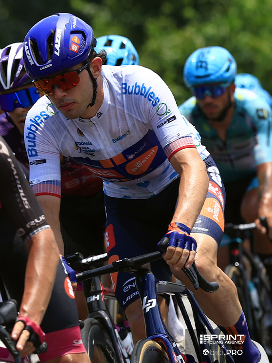 Eddy aveva chiuso l'esperienza al Team Picnic PostNL con il primo posto al Tour de Langkawi nella classifica per scalatori