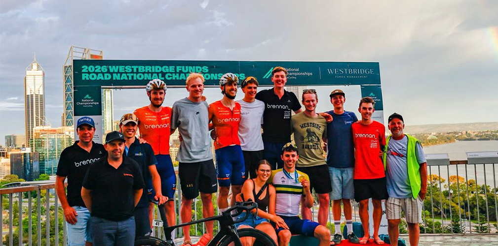 Il Team Brennan festeggia la prima vittoria 2026 (foto JP Ronco -Australia Cycling Photography)