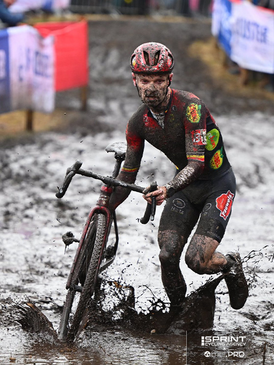 Iserbyt vanta un titolo europeo, una Coppa del Mondo, un Superprestige e tre X2O Trofée