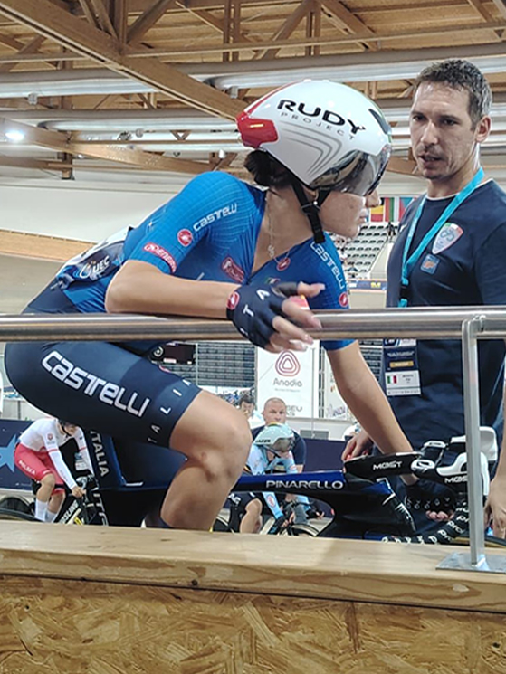 Linda ha iniziato il 2026 allenandosi anche in pista, inserendosi nel gruppo delle elite/U23 (foto facebook)