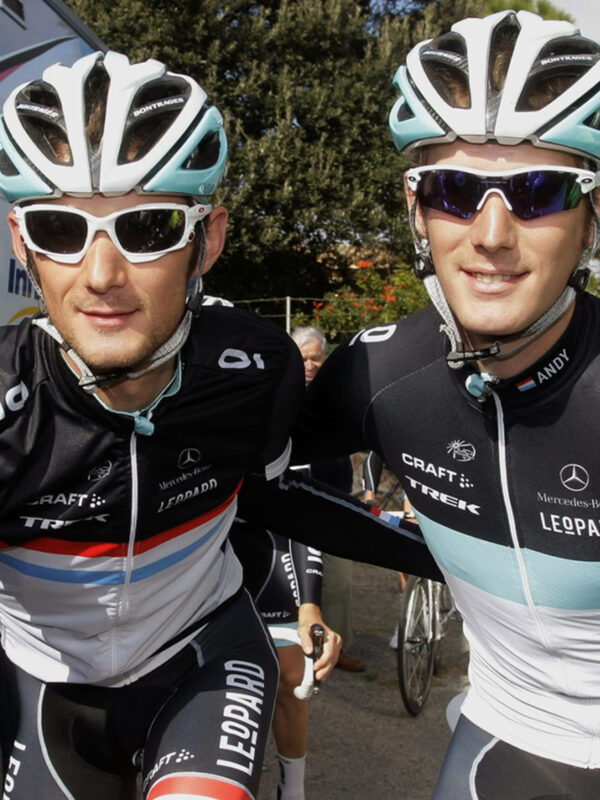 Il ritorno dei fratelli Schleck. Si adegueranno al “nuovo” ciclismo?