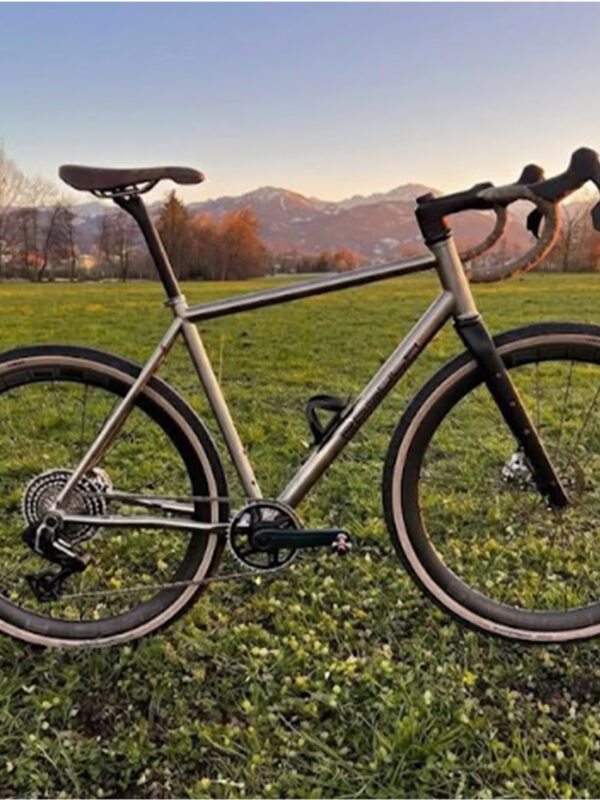Titan Regola Bikes