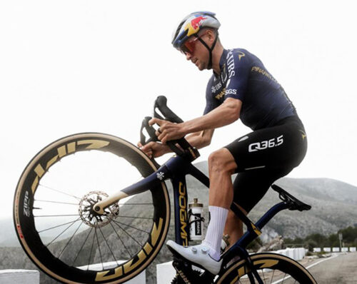 Tom Pidcock. Pinarello-Q36.5 Cycling Team, training camp, ritiro, allenamento (foto Pinarello-Q36.5 Cycling Team)