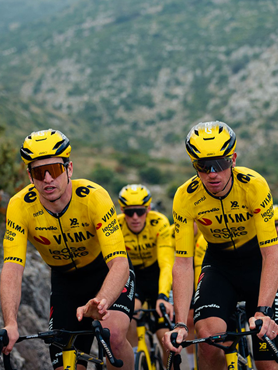 Affini ha accolto Fiorelli nella nuova squadra, facendogli da guida (foto Visma-Lease a Bike)