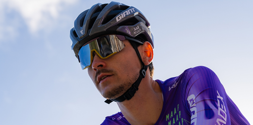 Alessandro Covi, jayco AlUla, occhiali Giant, Giant, modello Lumea