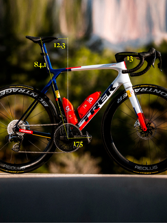 Trek Madone SLR, Il telaio di Milan è di taglia L (nel 2025 era su un XL). Oltre alle misure riportate, si segnala il manubrio 41/44