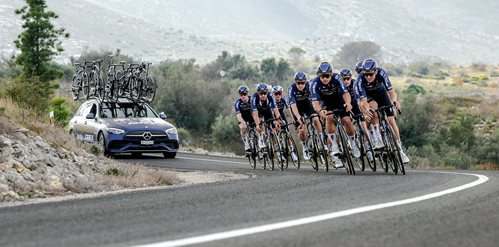 La Pinarello-Q36.5 è cresciuta anche nell'organico, avendo un programma piuttosto ricco