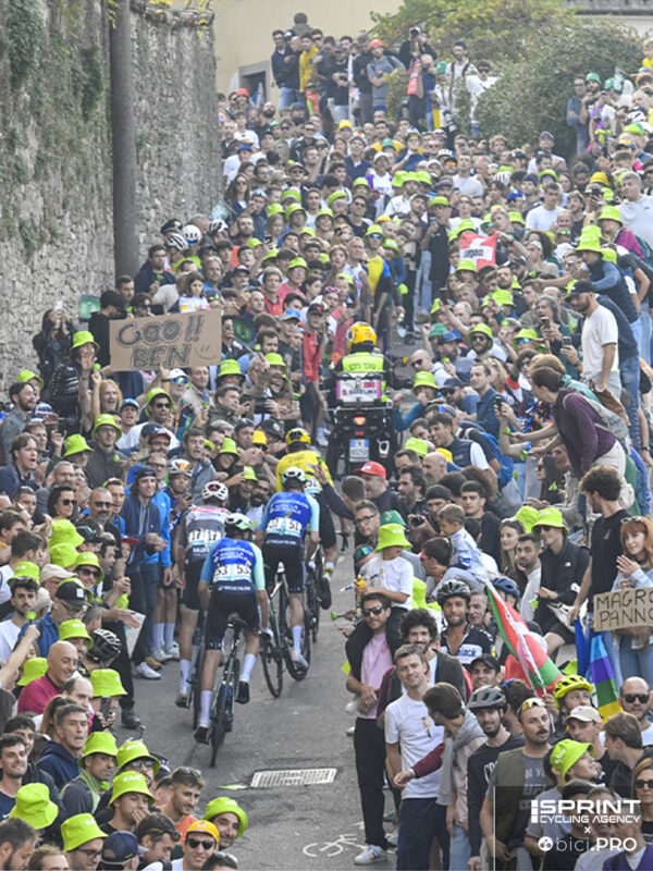 Il Lombardia 2025, scenery, tifosi, colore, gruppo