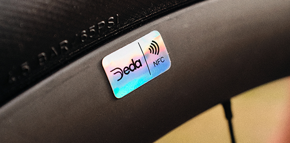 Deda Allroad Carbon, equilibrio e leggerezza