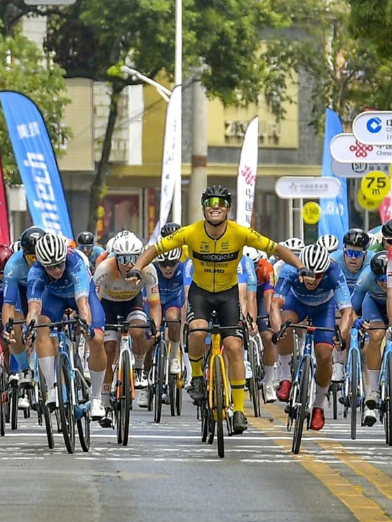 In Cina Cataldo ha lasciato un buon ricordo. Qui la vittoria di tappa al Tour of Poyang Lake