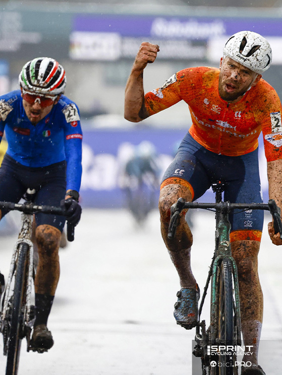 Lo sprint finale per il 4° posto con Fontana beffato dall'olandese Nieuwenhuis per centimetri