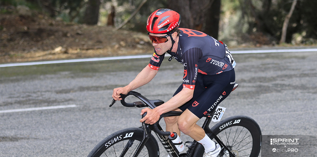 Hirschi nel 2025 ha colto una vittoria e 3 podi. Quest'anno ha corso finora 3 volte