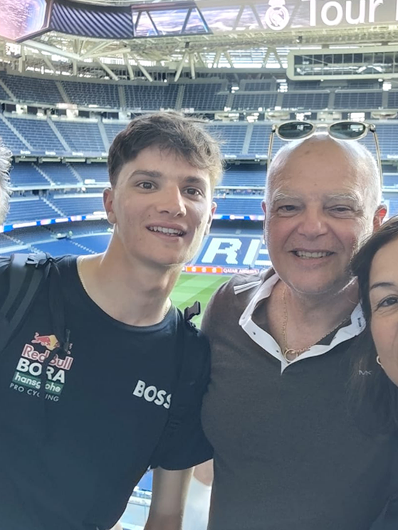 Giulio Pellizzari, Sandro Santacchi