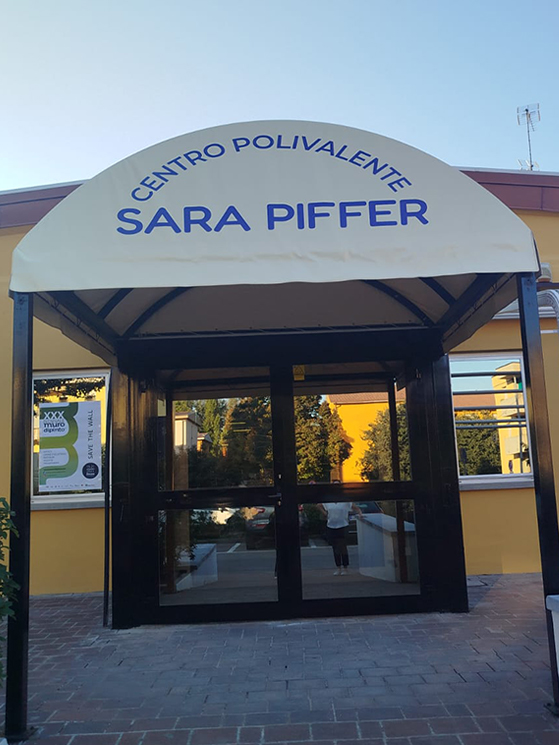 Il centro polivalente di Dozza, in provincia di Bologna, è stato intitolato a Sara, come "simbolo dei valori dello sport" (foto sarapiffer.com)