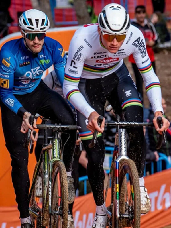 Spadoni a Benidorm è stato a ruota di Van der Poel durante la prova percorso del cross (foto Elisabetta Gambino)