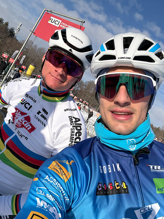 Dopo foto e chiacchiere con Van der Poel, al lunedì Spadoni è tornato in ufficio nel suo ruolo di perito ingegneristico