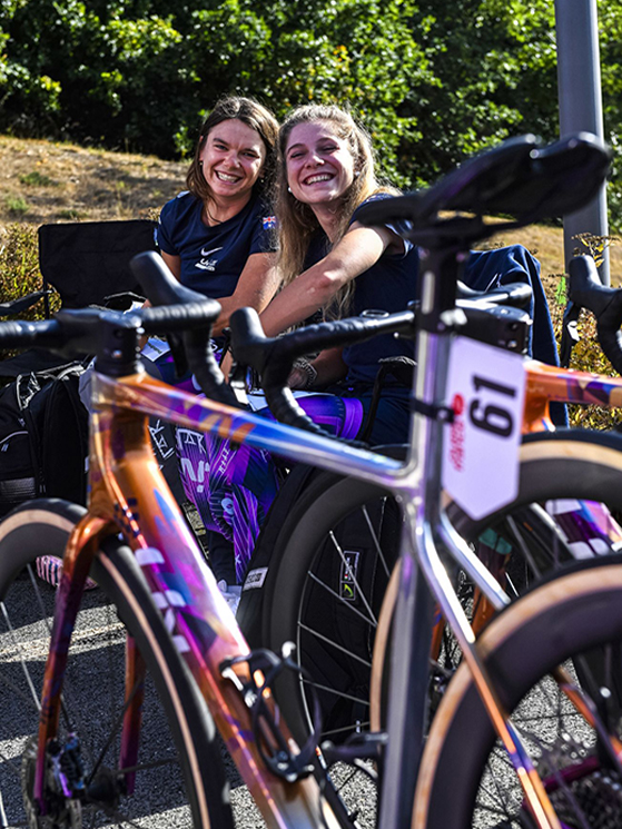 Matilde è molto legata alla compagna olandese Noä Jansen, con cui ha condiviso due anni nel devo team e il passaggio nella WT