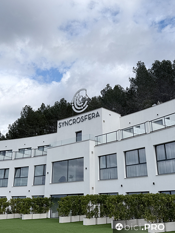 Hotel Syncrosfera, di cosa si tratta esattamente e come nasce l'idea?