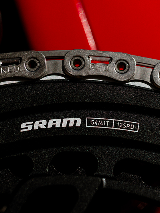 In che modo l'elettronica ha cambiato la bicicletta? Adobati risponde