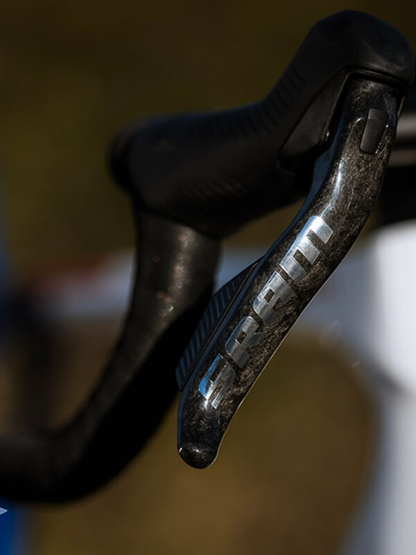 In che modo l'elettronica ha cambiato la bicicletta? Adobati risponde