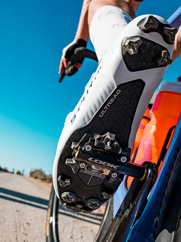 Look firma i primi (veri) pedali per il gravel race