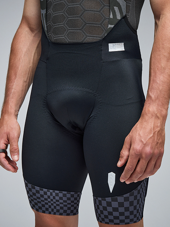 Q36.5 presenta la collezione per la stagione estiva 2026